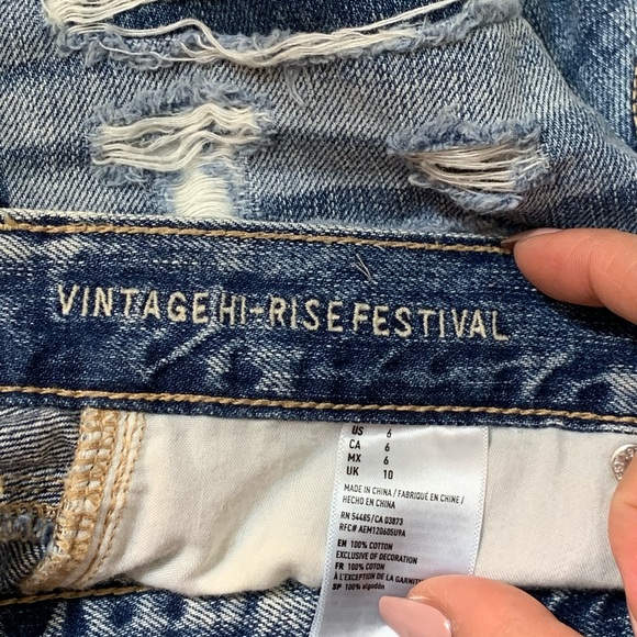 AEO Vintage Hi-Rise Festival Distressed Jean Short - Picture 8 of 13